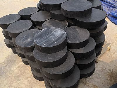 涿鹿县板式橡胶支座由若干层橡胶片与薄钢板经加压硫化